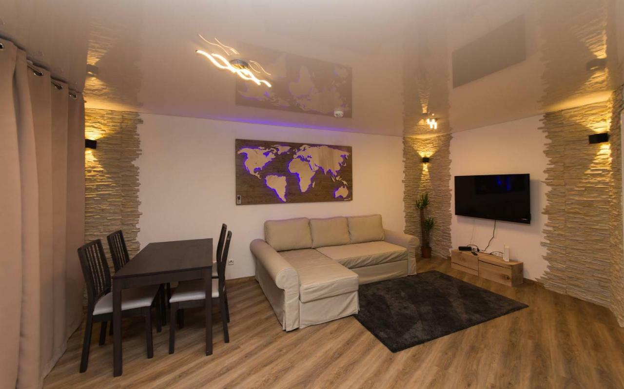 Landmann Apartment Metzingen ميتسنغن المظهر الخارجي الصورة